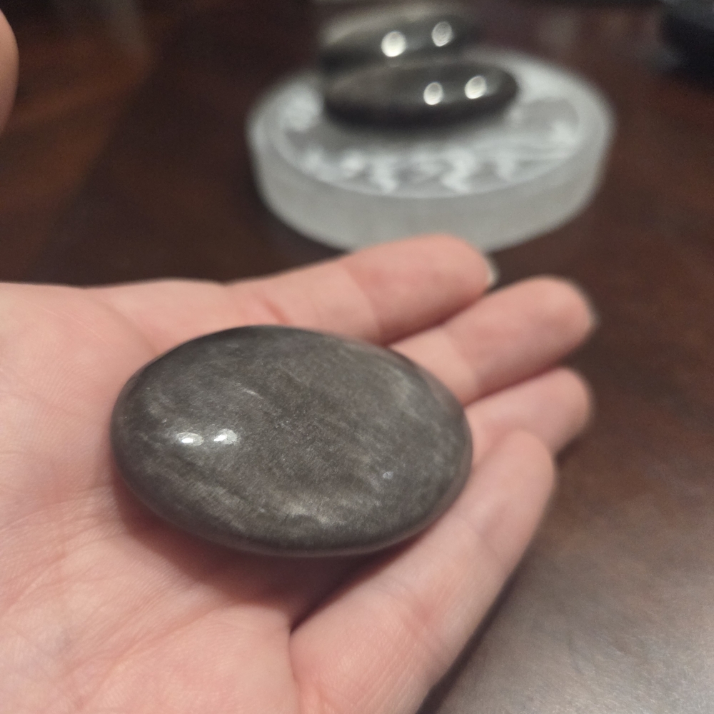 Silver Sheen Obsidian Palmstone - Picture 9 of 16